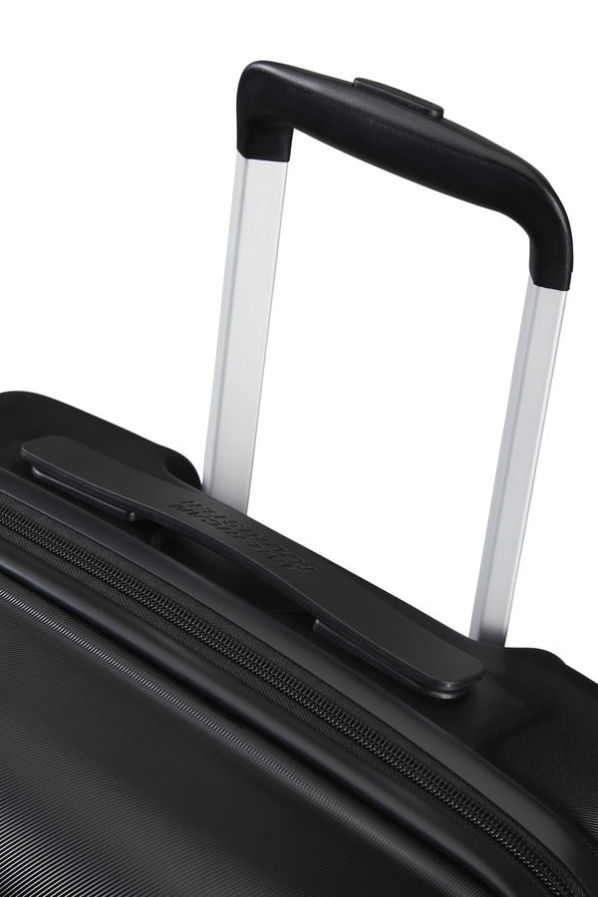 Mala de Viagem Média 66cm 4 Rodas Preto Universo - ActivAir | American Tourister