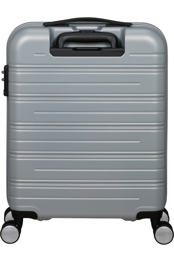Mala de Cabine 55cm 4 Rodas Prateada - High Turn | American Tourister®