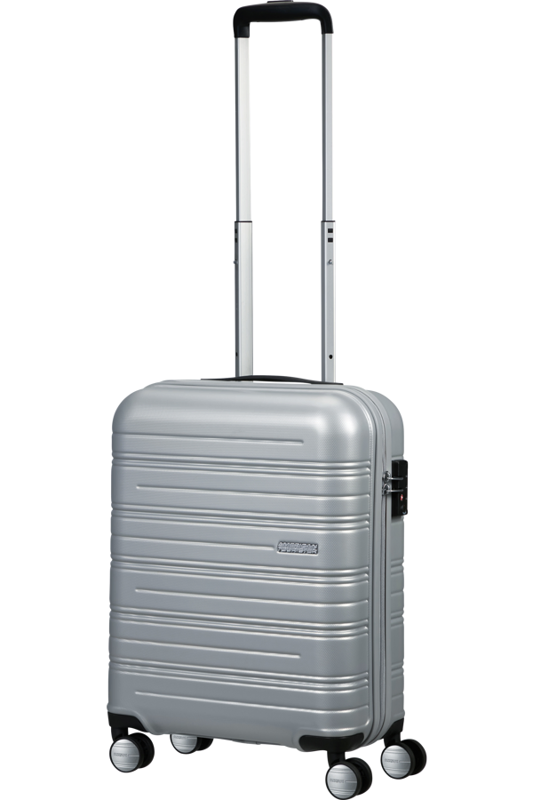 Mala de Cabine 55cm 4 Rodas Prateada - High Turn | American Tourister®