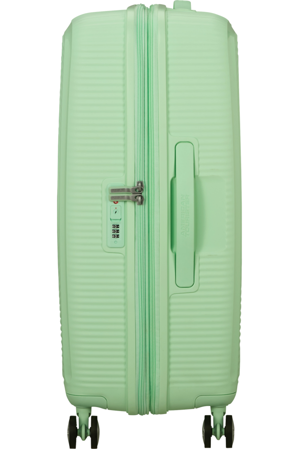 Mala de Viagem Média 67cm Expansível Verde Pastel - Soundbox | American Tourister®