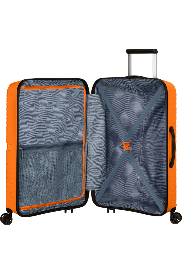Mala de Viagem Superleve Média 67cm 4 Rodas Manga Laranja - Airconic | American Tourister®