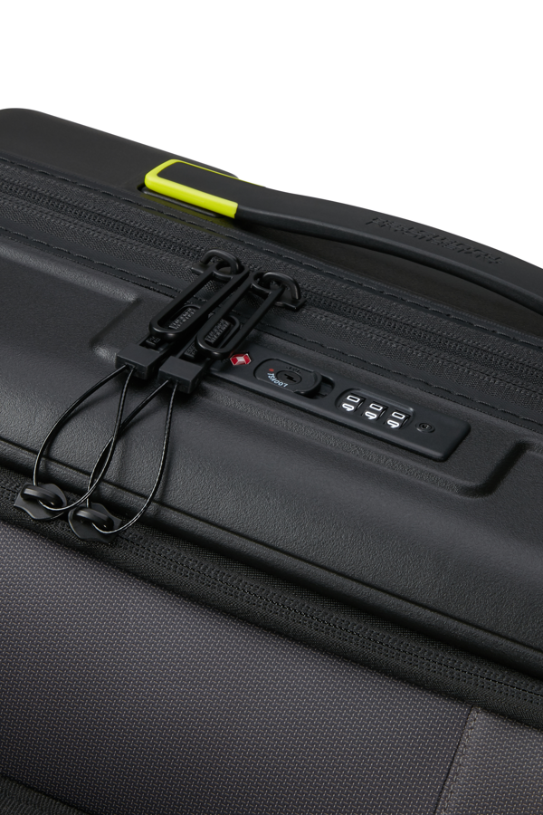 Mala de Cabine 55cm Expansível 4 Rodas com Bolso para Portátil 15.6 Preta/Lima - Hello Cabin | Amer