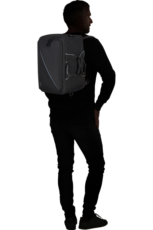 Mochila de Cabine Convertível em Saco 14 Preta - Take2Cabin | American Tourister®