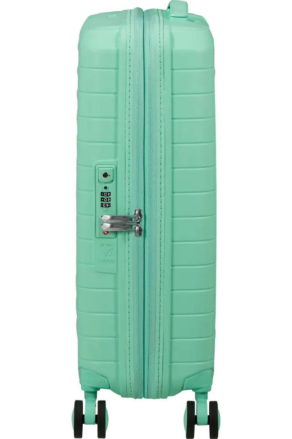 Mala de Cabine 55cm Expansível 4 Rodas Verde Menta - FastForward | American Tourister
