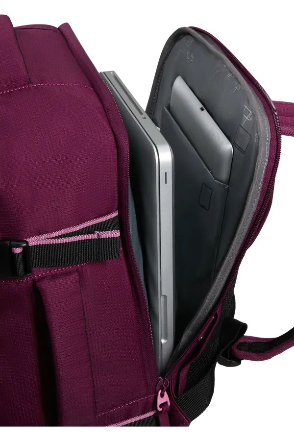 Mochila de Cabine Sport S/M Vermelho Framboesa - Take2Cabin | American Tourister®