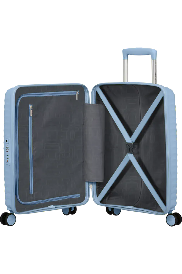 Mala de Cabine 55cm 4 Rodas Azul Glacial - Diablast | American Tourister®